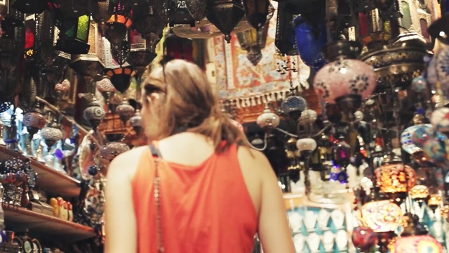 Video Reference: Bazaar, Public space, Market, Human settlement, City, Crowd, Marketplace, Fashion, Shopping, Alcohol