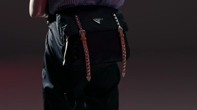 Video Reference: product, bag, fashion, backpack, joint