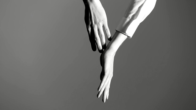 Video Reference: Hand, Black-and-white, Arm, Monochrome, Photography, Leg, Finger, Still life photography, Monochrome photography, Gesture