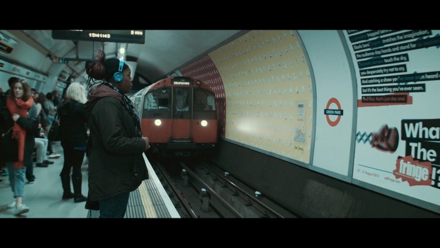 Video Reference: public transport, rapid transit, transport, metro station, rolling stock, screenshot, passenger, train, train station