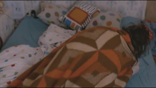 Video Reference: Product, Textile, Bed, Bed sheet, Room, Linens, Infant bed, Furniture, Baby Products, Art, Person