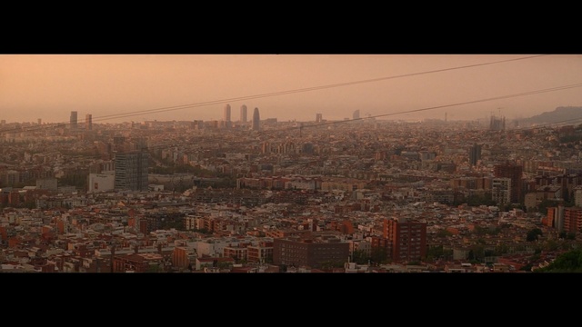 Video Reference: Cityscape, Metropolitan area, Urban area, City, Metropolis, Sky, Skyline, Daytime, Atmospheric phenomenon, Human settlement