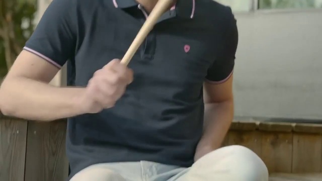 Video Reference: Shoulder, Arm, Joint, T-shirt, Neck, Hand, Leg, Musical instrument, Muscle, Human body