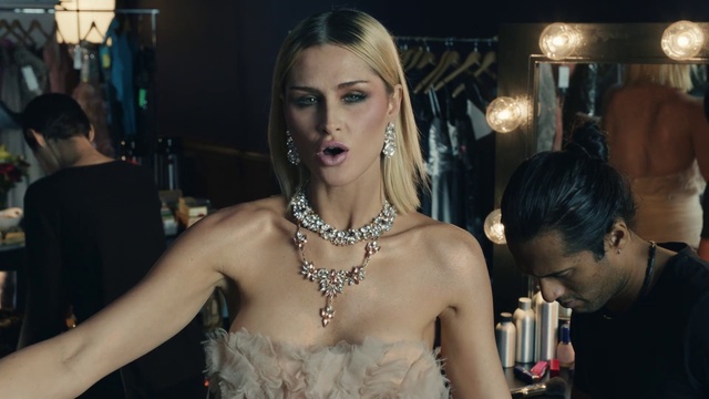 Video Reference: Beauty, Fashion, Jewellery, Dress, Shoulder, Fashion accessory, Necklace, Neck, Haute couture, Chest