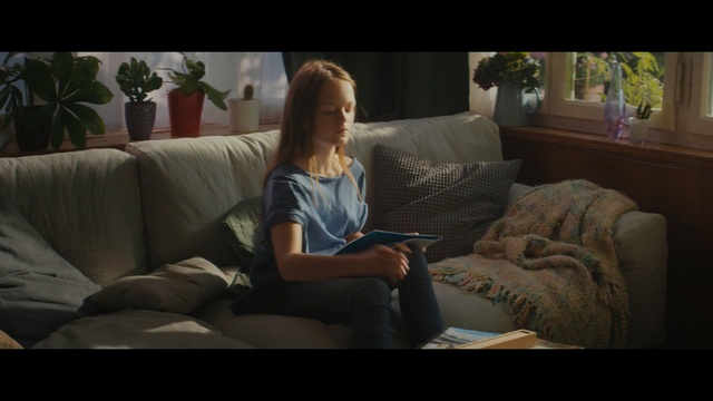 Video Reference: Couch, Sitting, Room, Leg, Comfort, Furniture, Human, Blond, Screenshot, Living room