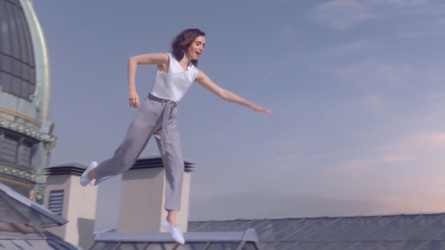 Video Reference: dancer, trampoline, gymnastic apparatus, person, performer, lifestyle, sport, people, summer, active, sports equipment, happiness, outdoors, beach, fun, sky, freedom, exercise, fitness