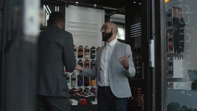 Video Reference: Suit, Gentleman, White-collar worker