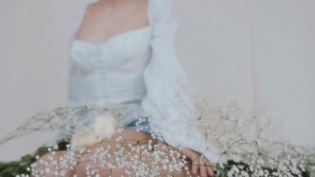Video Reference: gown, bride, wedding dress, bridal clothing, dress, bridal accessory, veil, hand, wedding ceremony supply, flower