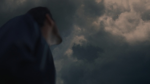 Video Reference: sky, cloud, atmosphere, darkness, meteorological phenomenon, geological phenomenon, sunlight, smoke, cumulus, computer wallpaper