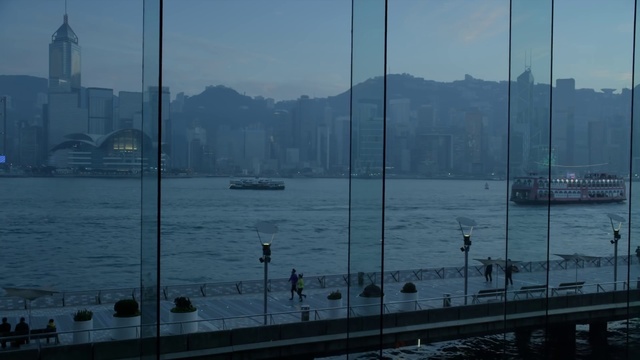 Video Reference: Water, Atmospheric phenomenon, Sky, Morning, Sea, Evening, Marina, Boat, Sound, Reflection