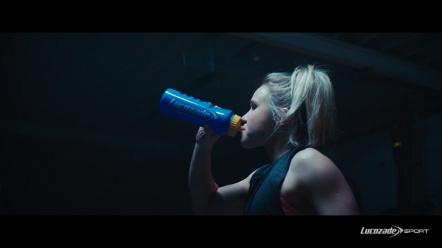 Video Reference: Performance, Singing, Performing arts, Arm, Event, Singer, Music, Music artist, Photography, Pop music