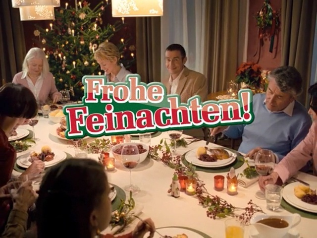 Video Reference: meal, dish, supper, food, dinner, cuisine, brunch, christmas dinner, lunch, eating, Person
