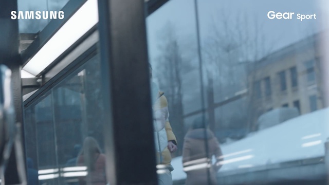 Video Reference: Vehicle door, Transport, Mode of transport, Automotive exterior, Glass, Window, Vehicle, Metropolitan area, Window film, Car