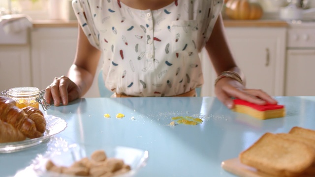 Video Reference: food, baking, dessert, brunch, sweetness, breakfast, meal, junk food, cuisine, finger food