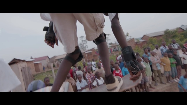 Video Reference: People, Crowd, Community, Snapshot, Fun, Leg, Hand, Tree, Photography, Finger