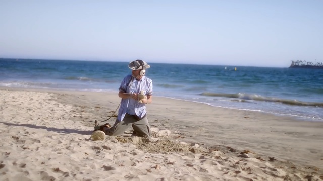 Video Reference: Shore, Coast, Beach, Sea, Vacation, Fun, Coastal and oceanic landforms, Ocean, Sand, Recreation