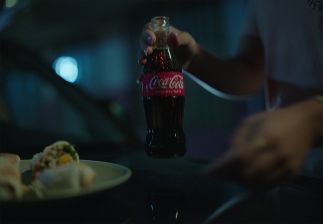 Video Reference: Plant, Drinkware, Bottle, Cola, Carbonated soft drinks, Soft drink, Drink, Liquid, Coca-cola, Non-alcoholic beverage