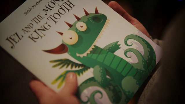 Video Reference: Green, Illustration, Finger, Hand, Nail, Drawing