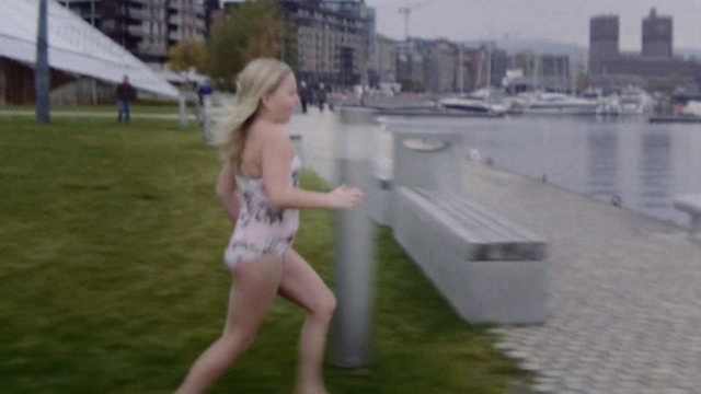 Video Reference: Water, Blond, Leg, Grass, Photography, Walking, Recreation, Human leg, Thigh