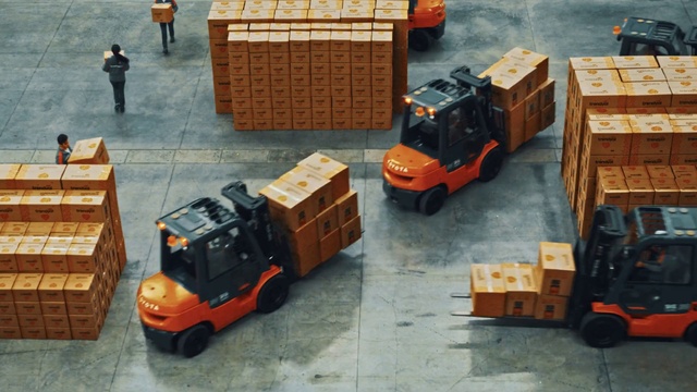 Video Reference: Transport, Vehicle, Mode of transport, Construction equipment, Car, Forklift truck, Asphalt, Freight transport