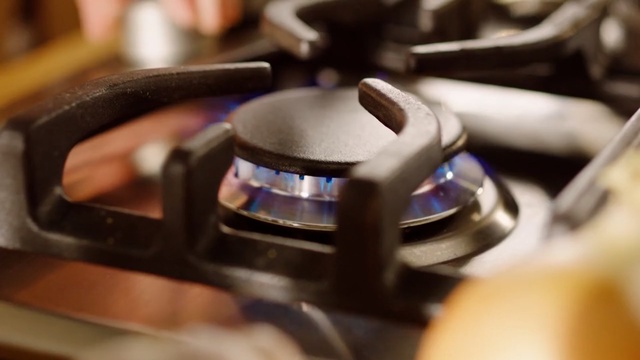 Video Reference: Metal