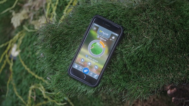 Video Reference: Gadget, Mobile phone, Green, Smartphone, Portable communications device, Communication Device, Grass, Electronic device, Technology, Grass family