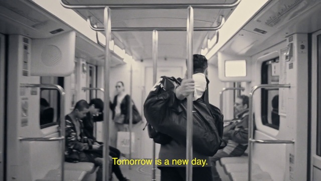 Video Reference: Photograph, Transport, Black-and-white, Snapshot, Standing, Monochrome, Passenger, Monochrome photography, Metro, Public transport