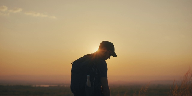 Video Reference: Sky, Photograph, Atmospheric phenomenon, Backlighting, Standing, Morning, Cloud, Silhouette, Photography, Atmosphere