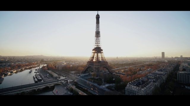 Video Reference: Landmark, Tower, Sky, Urban area, Cityscape, City, Metropolitan area, Spire, Architecture, Metropolis