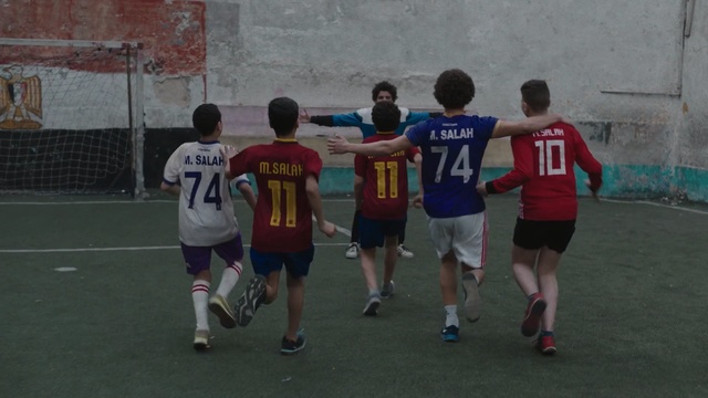 Video Reference: sports, sport venue, team sport, player, team, tournament, football player, competition event, games, ball game, Person