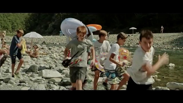 Video Reference: People, Fun, Tourism, Human, Adaptation, Play, Vacation, Child, Recreation, Photography