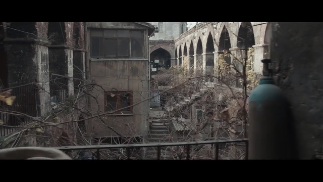 Video Reference: Architecture, Ruins, Arch, Historic site, Building, History, Metropolis, Facade, Screenshot