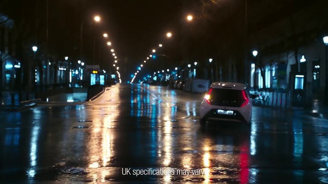 Video Reference: Night, Mode of transport, Light, Vehicle, Reflection, Headlamp, Automotive lighting, Lighting, Car, Rain