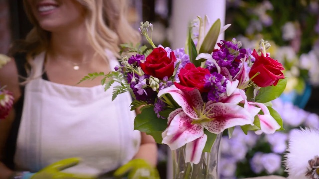 Video Reference: flower, flower arranging, pink, flower bouquet, floristry, flowering plant, plant, purple, bride, flora