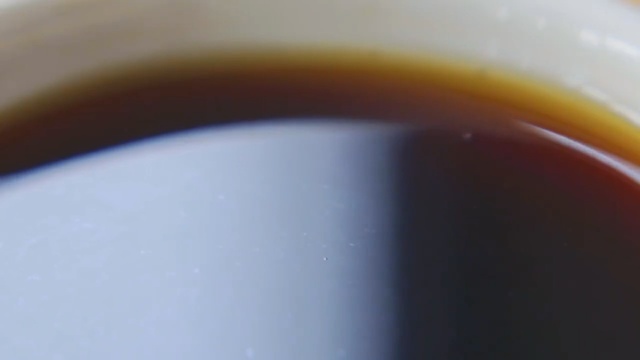 Video Reference: Caramel color, Liquid, Cup, Cup, Tableware, Macro photography, Sauces, Cuisine