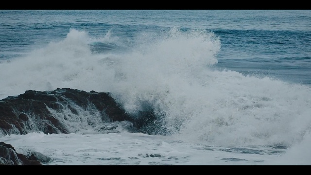 Video Reference: sea, wave, wind wave, ocean, body of water, water, shore, coastal and oceanic landforms, coast, sky