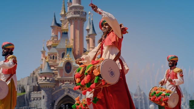 Video Reference: Tradition, Tourism, Event, Temple, World, Festival, Travel, Vacation, Tourist attraction, Fête