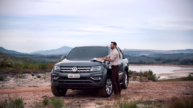 Video Reference: Land vehicle, Vehicle, Car, Regularity rally, Sport utility vehicle, Mitsubishi pajero, Off-roading, Mitsubishi, Off-road vehicle, Mini SUV