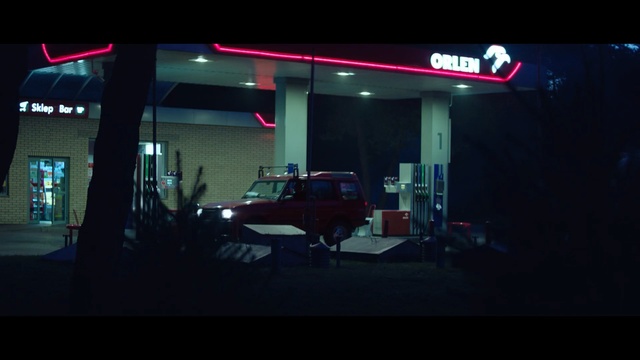 Video Reference: Filling station, Mode of transport, Night, Vehicle, Car, Darkness, Business, Building, Midnight, Automotive exterior