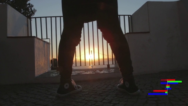 Video Reference: Light, Sky, Snapshot, Leg, Human leg, Architecture, Screenshot, Footwear, Shadow, Tree