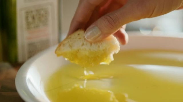 Video Reference: Food, Dish, Ingredient, Cuisine, Margarine, Butter, Ghee, Recipe, Hollandaise sauce