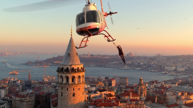 Video Reference: Helicopter, Landmark, Sky, Rotorcraft, Vehicle, City, Aircraft, Aerial photography, Helicopter rotor, Photography