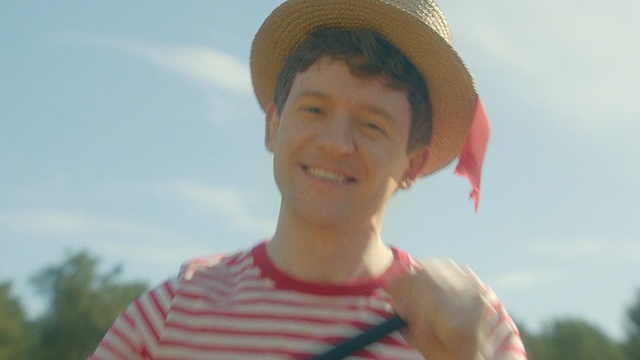 Video Reference: Head, Summer, Hat, Chin, Smile, Sun hat, Forehead, Happy, Headgear, Fun, Person