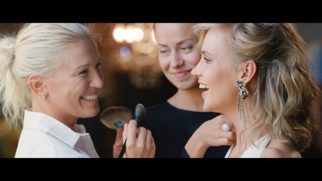 Video Reference: hair, photograph, human hair color, beauty, blond, hairstyle, girl, smile, fun, wedding, Person
