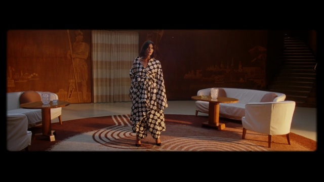 Video Reference: kimono, robe, garment, clothing