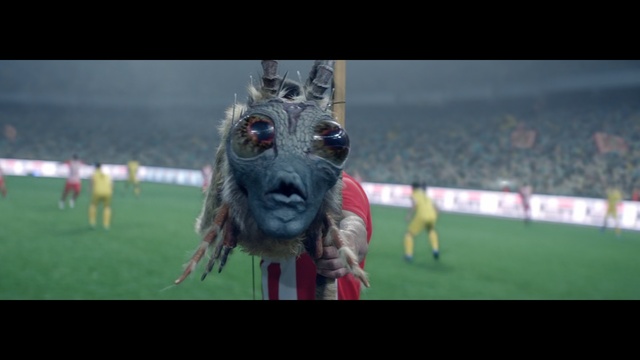 Video Reference: Competition event, Player, Stadium, Personal protective equipment, Sport venue, Photography, Screenshot, Football player, Fictional character, Games