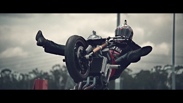 Video Reference: Stunt performer, Extreme sport, Freestyle motocross, Stunt, Wheelie, Vehicle, Screenshot, Motocross, Fictional character