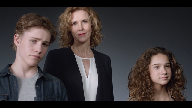 Video Reference: social group, girl, long hair, fun, scene, family, Person