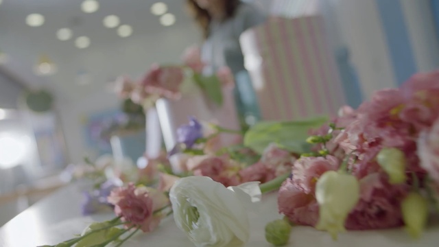 Video Reference: pink, flower arranging, flower, floristry, flower bouquet, centrepiece, floral design, petal, wedding ceremony supply, sweetness
