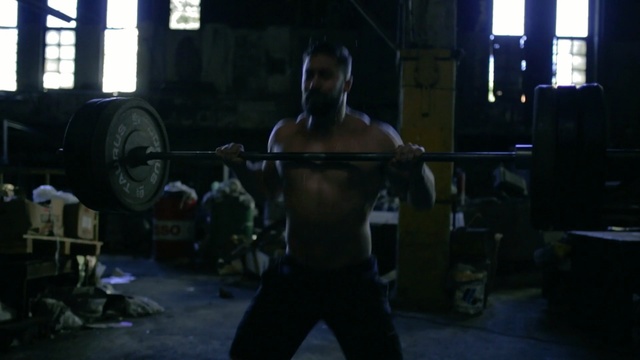 Video Reference: Barbell, Strength training, Physical fitness, Gym, Weight training, Bodypump, Powerlifting, Room, Bodybuilding, Muscle